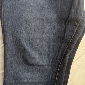 Torrid Medium Wash Lean Jean Size 1